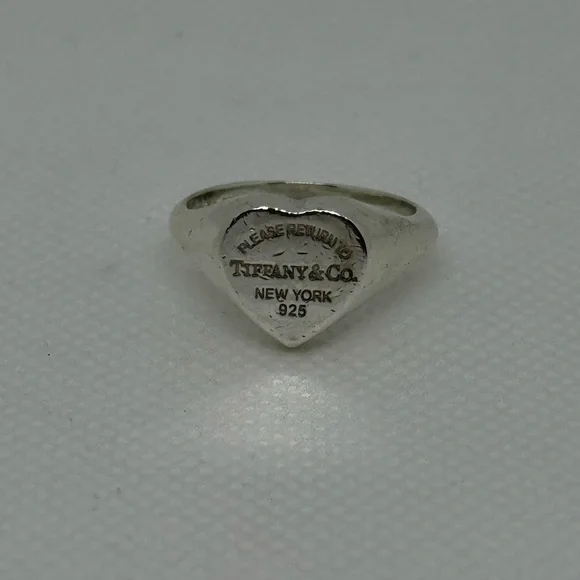 Tiffany & Co. Silver Heart Signet Ring - Picture 7 of 16